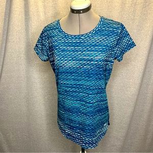 UA Under Armour short sleeve mesh back heat gear shirt